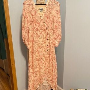 Honey Punch Red Floral Long Sleeve Dress NWOT Never Worn